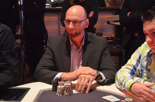 Oliver Grajewski | 2015/04 - Enschede Poker Series - 500 eu NLHE Main Event 